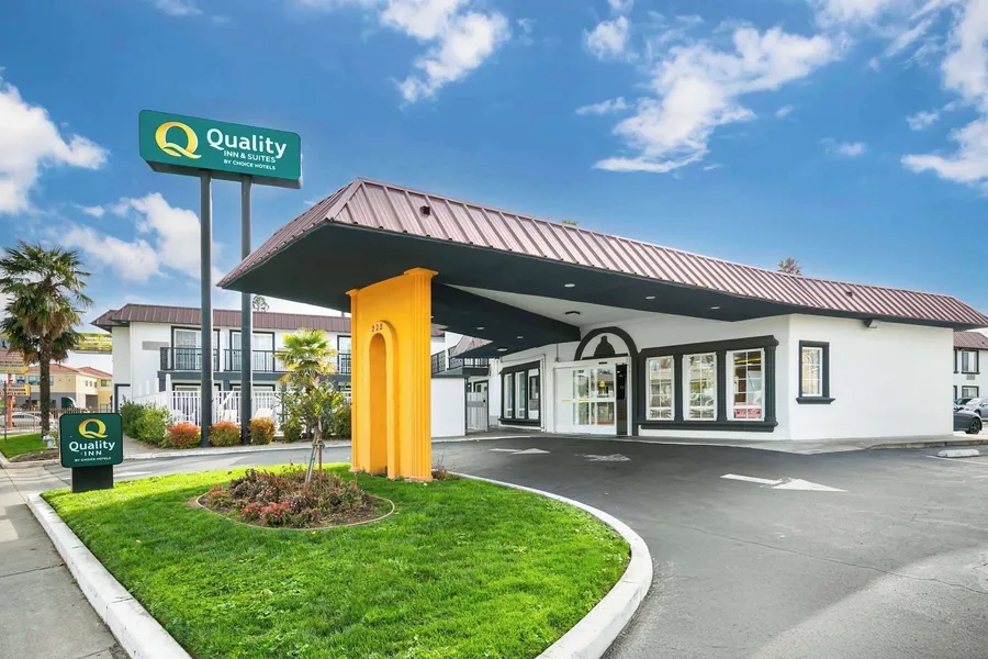 Quality Inn & Suites Sacramento Downtown Area hotel detail image 2