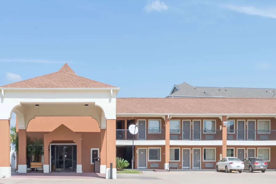 Days Inn by Wyndham Sulphur LA hotel detail image 2
