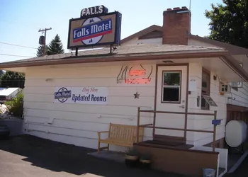 Falls Motel hotel thumbnail 4