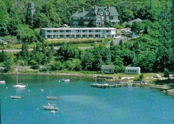 Sands of Time Motor Inn & Harbor House hotel thumbnail 7