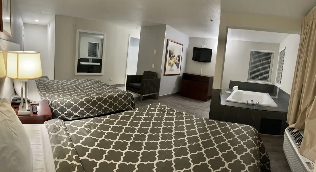 Americas Inn and Suite hotel detail image 6