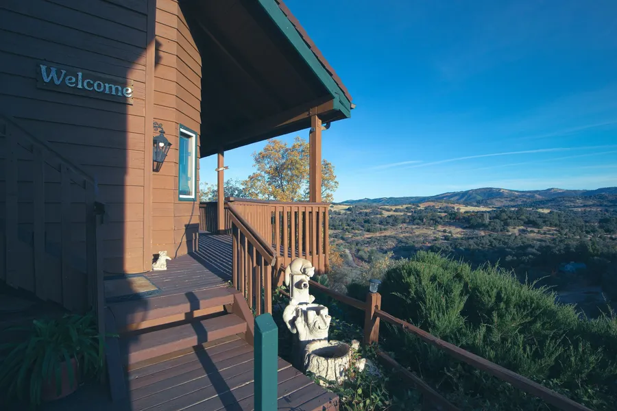 Tucker Peak Lodge hotel detail image 2