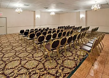 Holiday Inn Middletown - Goshen hotel thumbnail 4