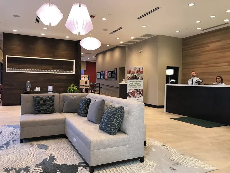 Holiday Inn & Suites Chicago-Carol Stream (Wheaton) by IHG hotel detail image 2