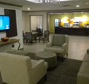 Holiday Inn Express Fayetteville- Univ of AR Area by IHG hotel detail image 5