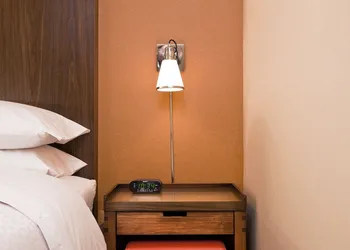 Four Points by Sheraton Cleveland Airport hotel thumbnail 2