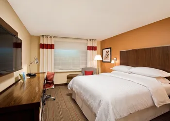 Four Points by Sheraton Cleveland Airport hotel thumbnail 5