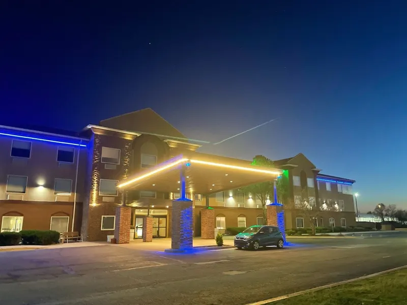 Comfort Inn & Suites Miami - Route 66 hotel detail image 2
