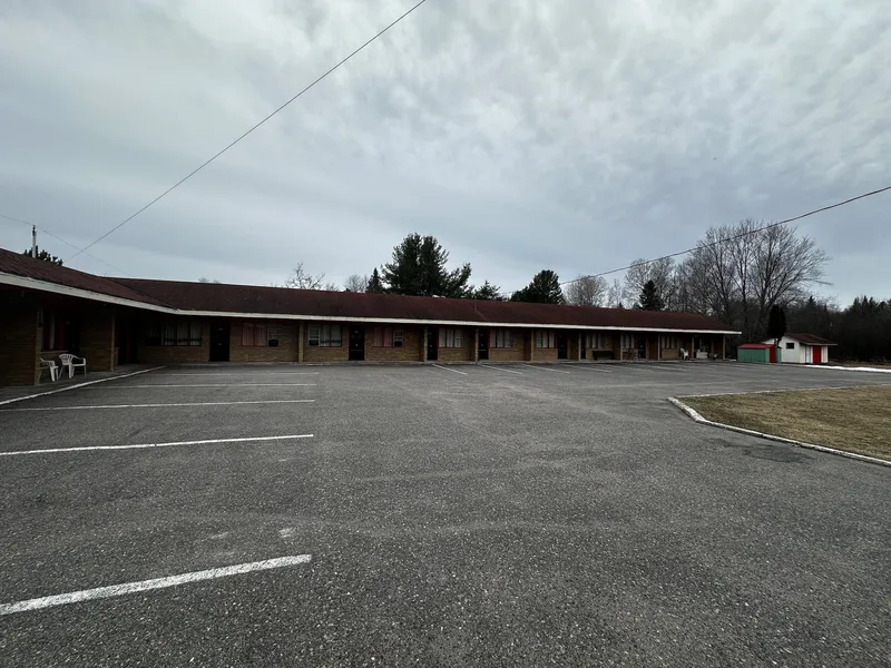 Red Top Motor Inn hotel detail image 6
