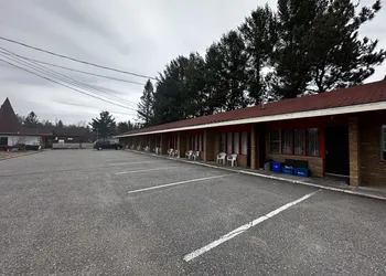 Red Top Motor Inn hotel thumbnail 7