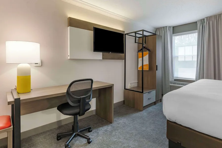 Comfort Inn & Suites Hadley - Amherst hotel detail image 6