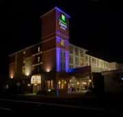 Holiday Inn Express Hotel & Suites Portland-NW Downtown by IHG hotel detail image 3