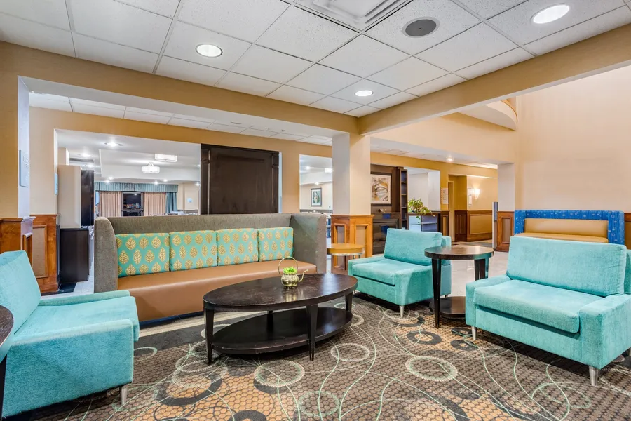 Holiday Inn Express Hotel & Suites Canton by IHG hotel detail image 6