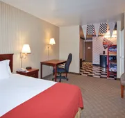 Holiday Inn Express Hotel & Suites Henderson by IHG hotel detail image 5