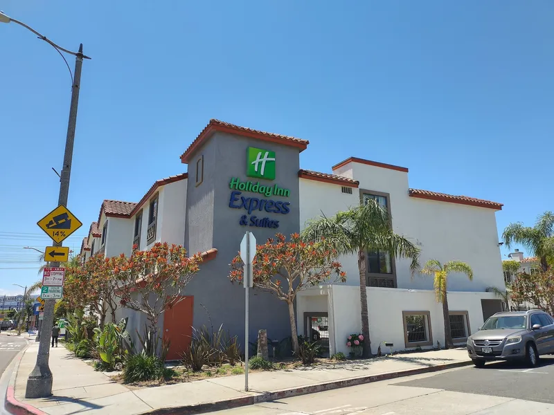Holiday Inn Express Hotel & Suites Hermosa Beach by IHG hotel detail image 2