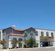 Holiday Inn Express Hotel & Suites Hermosa Beach by IHG hotel detail image 3