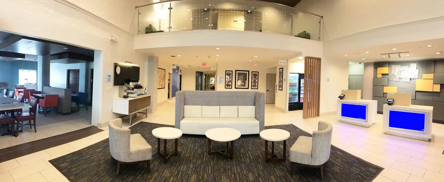 Holiday Inn Express Hotel & Suites Greenville by IHG hotel detail image 2
