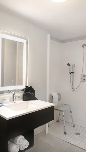 Holiday Inn Express New Orleans East by IHG hotel detail image 6