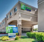 Holiday Inn Express & Suites Santa Clara by IHG hotel detail image 5