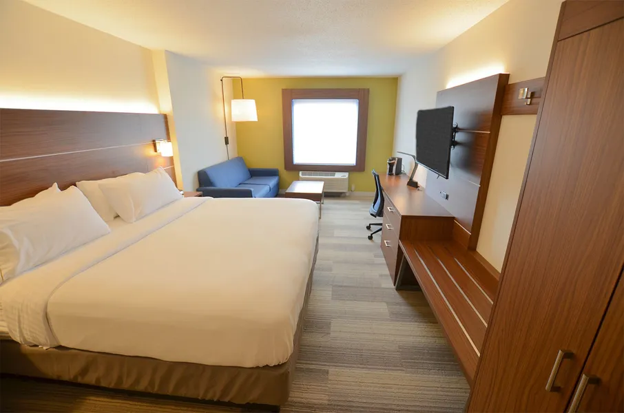 Holiday Inn Express Pittsburgh-Bridgeville by IHG hotel detail image 6