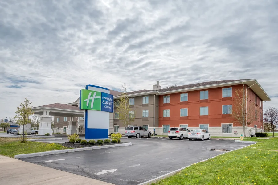 Holiday Inn Express Hotel & Suites Greenville by IHG hotel detail image 2