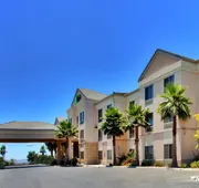 Holiday Inn Express Hotel & Suites San Diego Otay Mesa by IHG hotel detail image 4