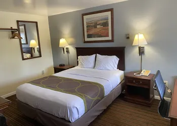 Relax Inn hotel thumbnail 8