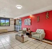 Econo Lodge Charlotte Airport Area hotel detail image 7