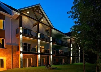 Manoir du Lac William hotel thumbnail 5