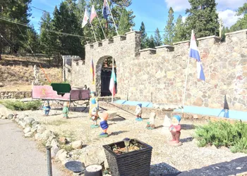 Rainbow Lake Castle Resort hotel thumbnail 5
