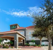La Quinta Inn & Suites by Wyndham Mission at West McAllen hotel detail image 4