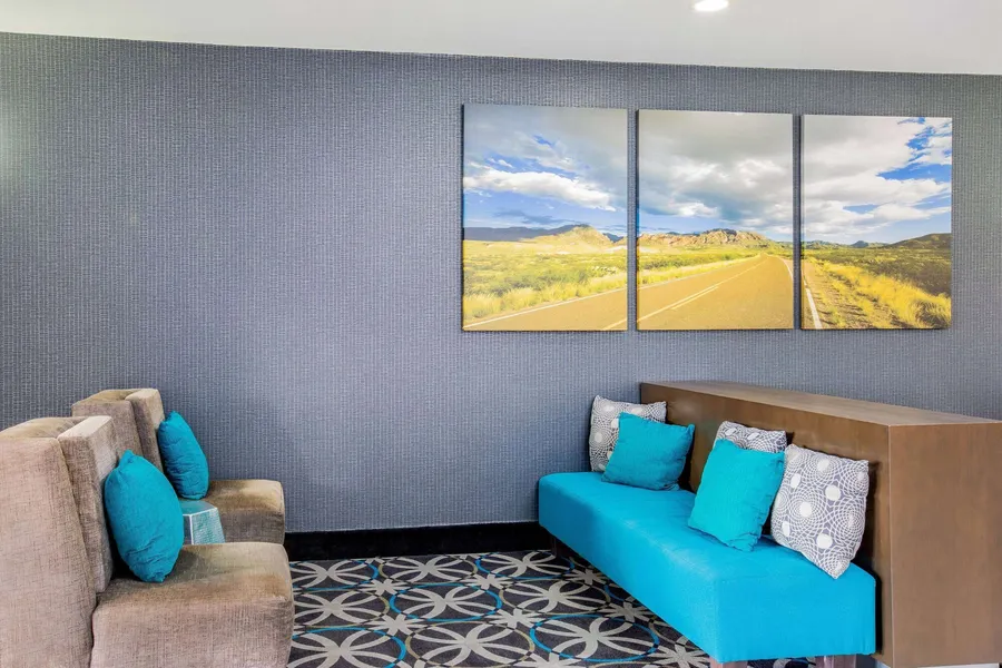La Quinta Inn & Suites by Wyndham Mission at West McAllen hotel detail image 6