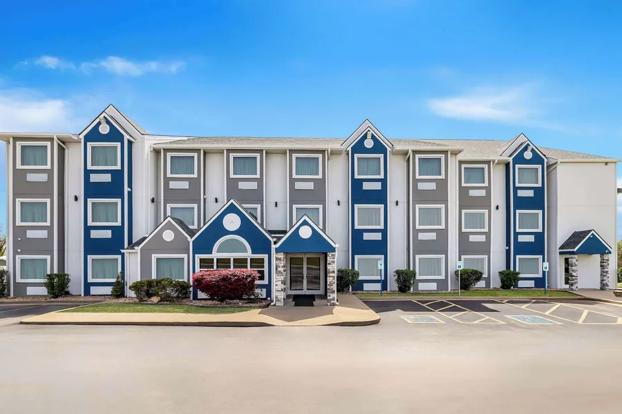 Microtel Inn & Suites by Wyndham Tulsa/Catoosa Route 66 hotel detail image 2