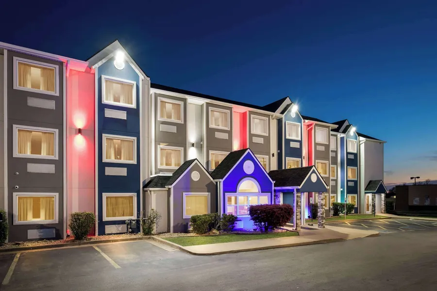 Microtel Inn & Suites by Wyndham Tulsa/Catoosa Route 66 hotel detail image 6