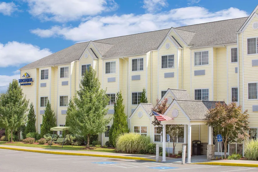 Microtel Inn & Suites by Wyndham Beckley East hotel detail image 2