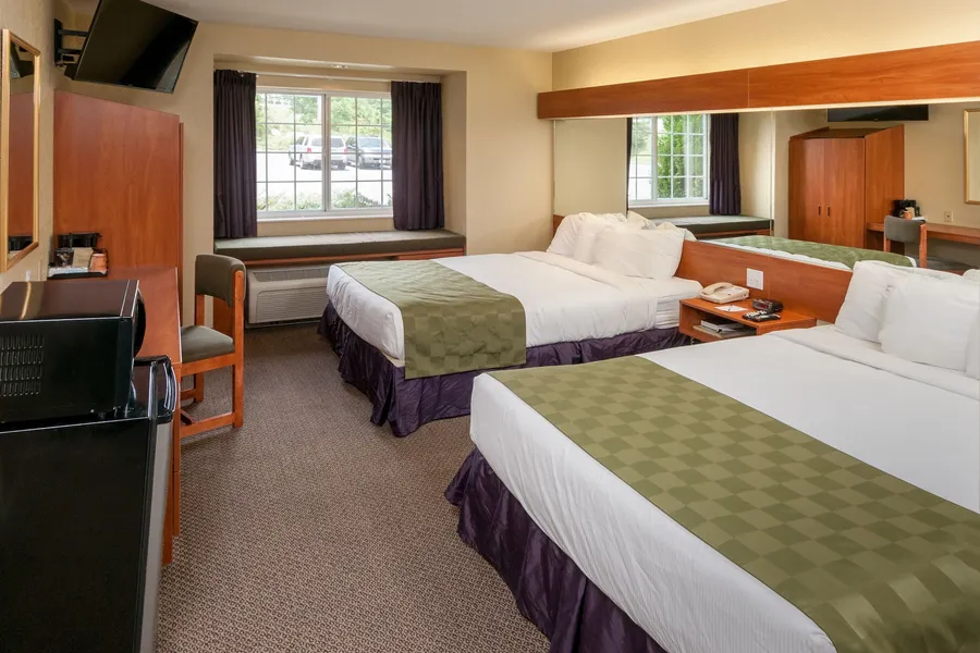 Microtel Inn & Suites by Wyndham Beckley East hotel detail image 6