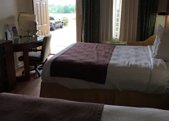 Royal Inn hotel thumbnail 4