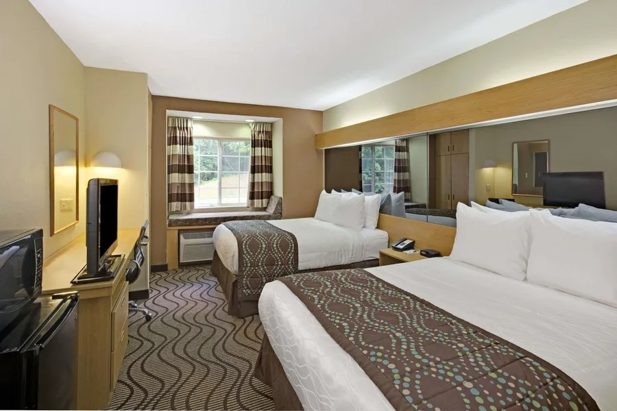 Microtel Inn by Wyndham Charlotte/University Place hotel detail image 6
