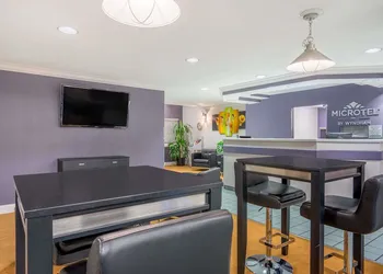 Microtel Inn & Suites by Wyndham Chattanooga/Near Hamilton P hotel thumbnail 2