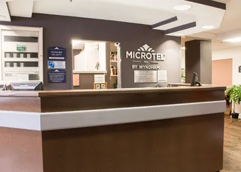 Microtel Inn & Suites by Wyndham Chattanooga/Near Hamilton P hotel thumbnail 3