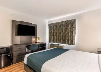 Motel 6 Boise - Airport hotel thumbnail 4