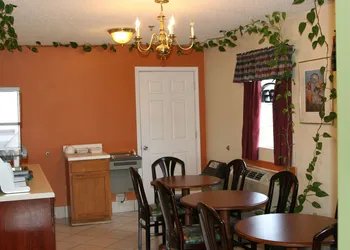Coach Inn hotel thumbnail 5