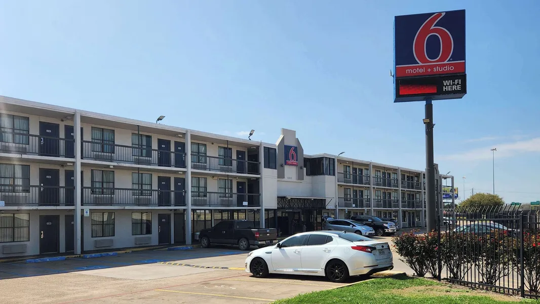 Motel 6 Houston, TX - Medical Center/NRG Stadium hotel detail image 2