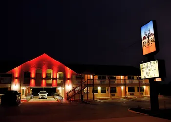 Antlers Inn hotel thumbnail 3