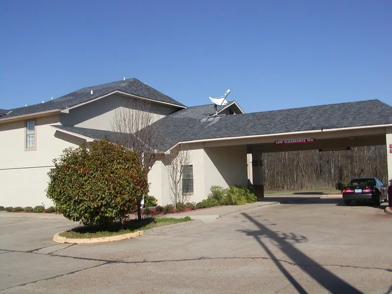 Super 8 by Wyndham Bossier City/Shreveport Area hotel detail image 2