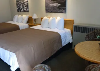 Catalina Motel hotel thumbnail 7