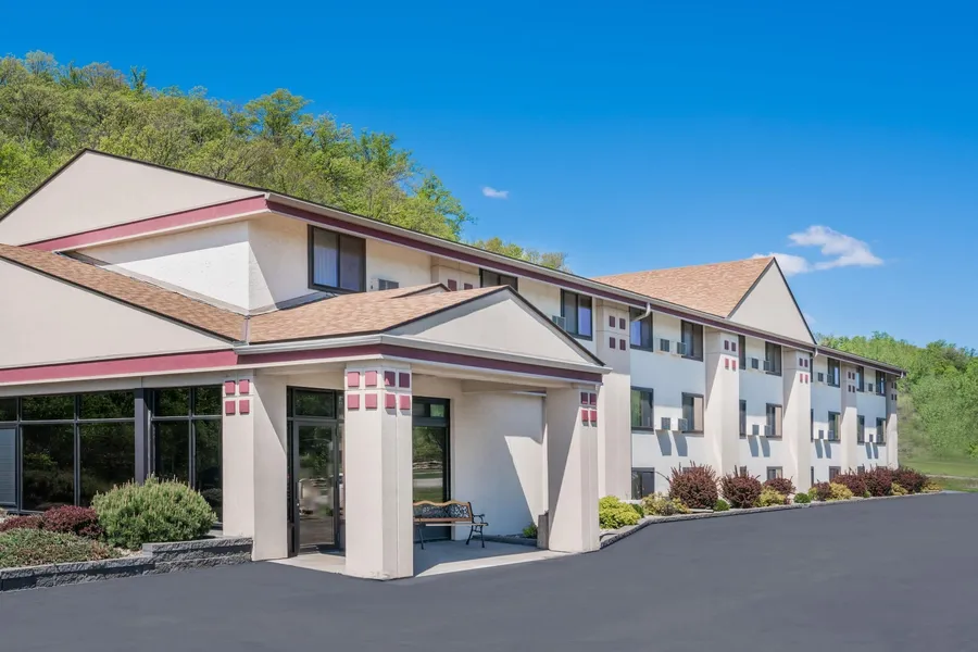 Baymont by Wyndham Mankato hotel detail image 6