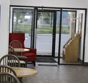Super 8 by Wyndham Clear Lake hotel detail image 3