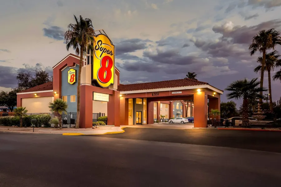 Super 8 by Wyndham Marana/Tucson Area hotel detail image 2