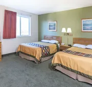 Super 8 by Wyndham West Middlesex/Sharon Area hotel detail image 5